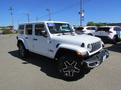 2025 Jeep Wrangler Sahara