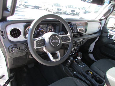 2025 Jeep Wrangler Sahara