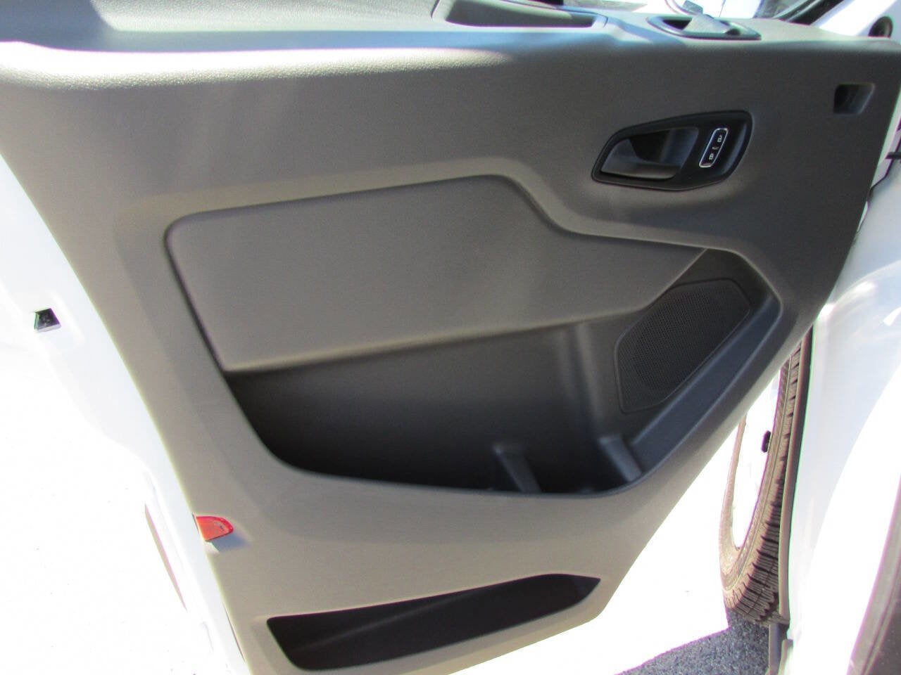 2026 Ford Transit Passenger Wagon 350 XLT 3dr LWB Medium Roof Passenger Van