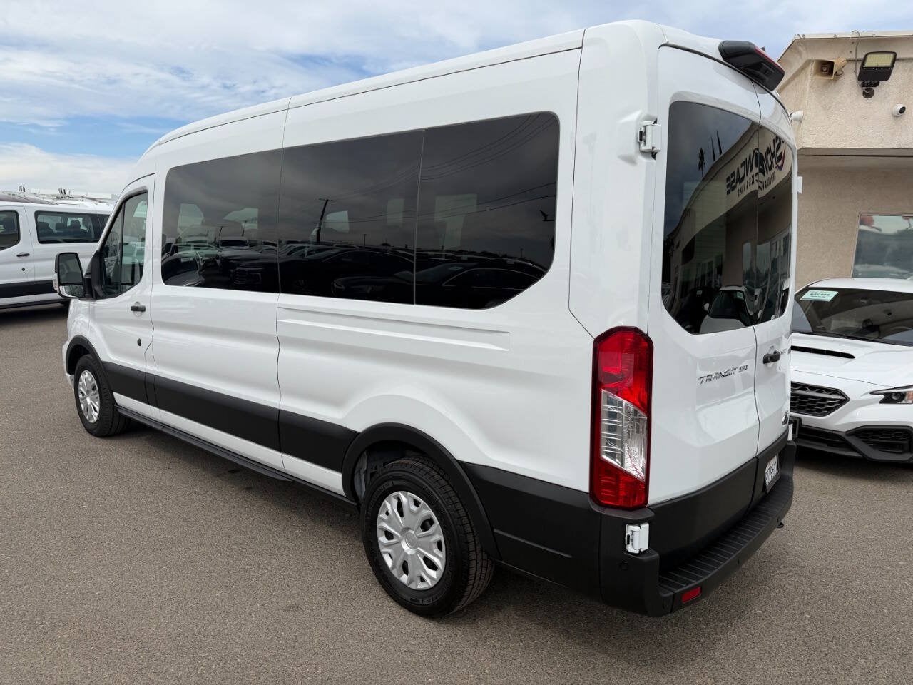 2025 Ford Transit Passenger Wagon 350 XLT 3dr LWB Medium Roof Passenger Van