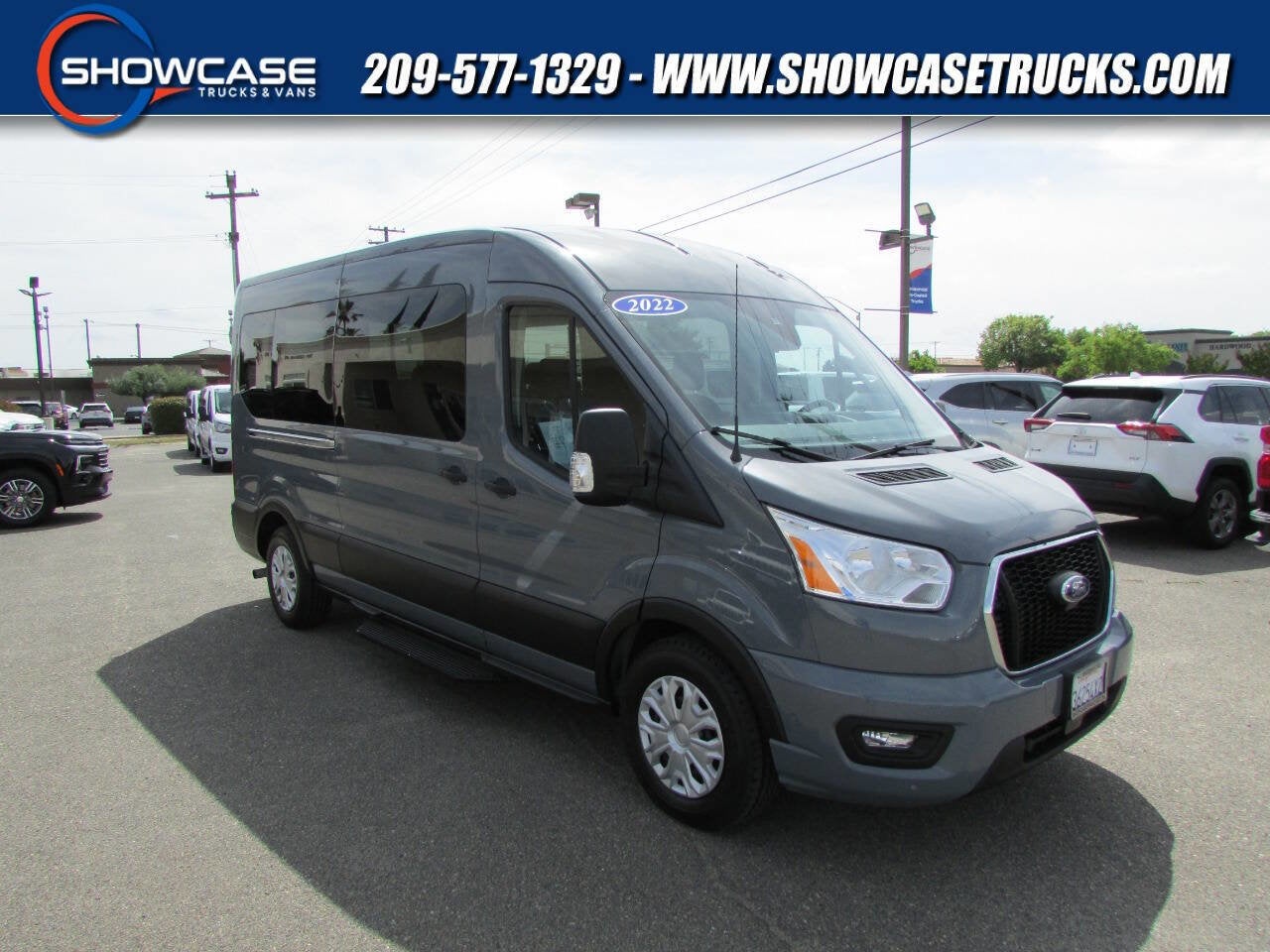 2022 Ford Transit 350 XLT Med Roof Sliding Pass. 148's photo