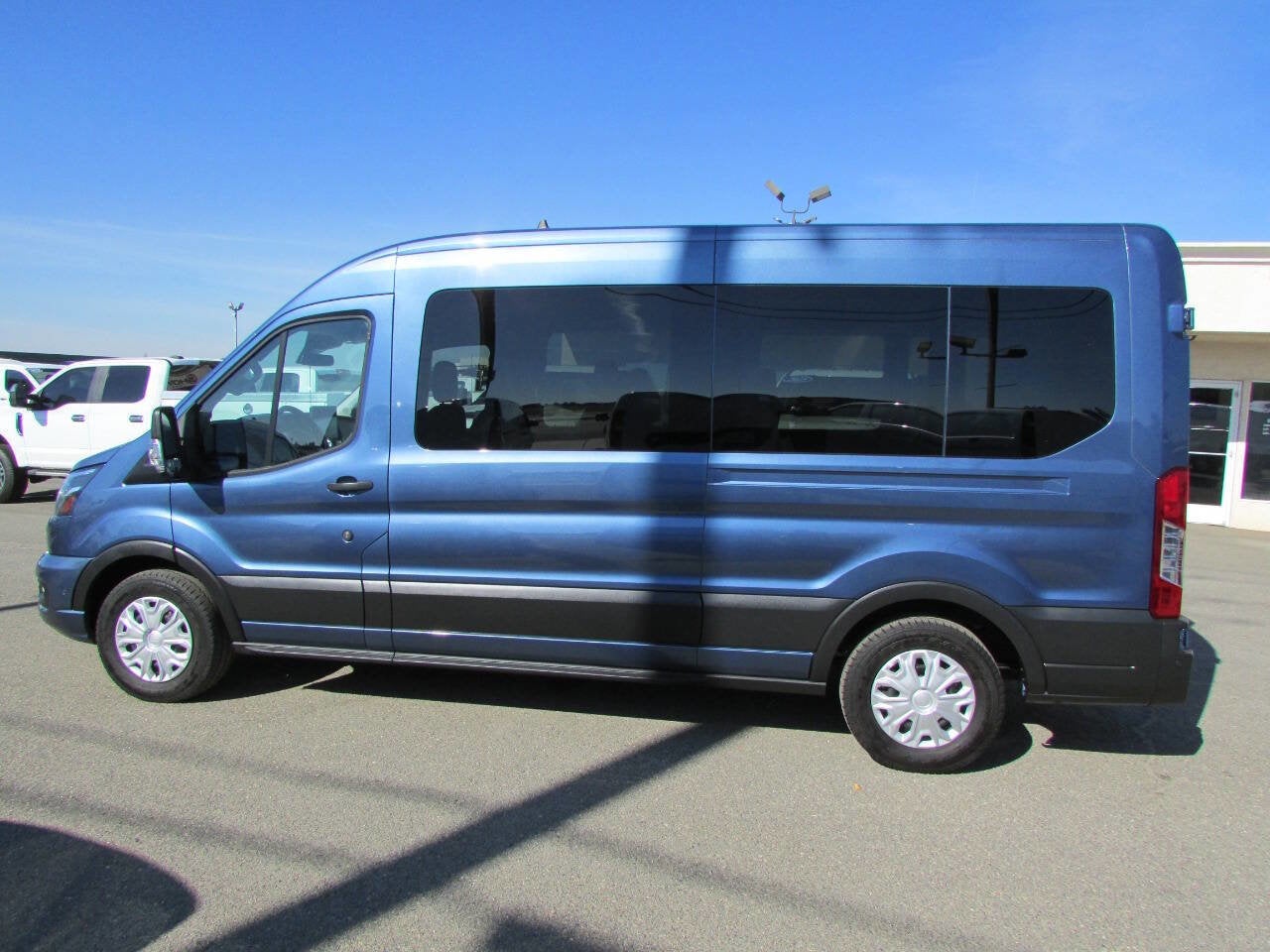 2023 Ford Transit Passenger Wagon 350 XLT 3dr LWB Medium Roof Passenger Van