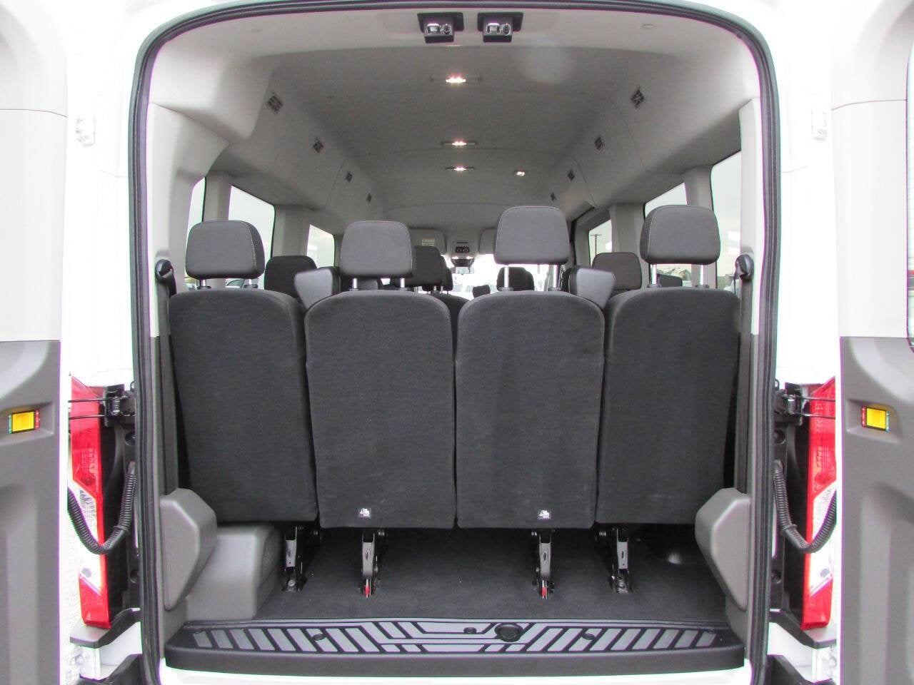 2024 Ford Transit Passenger Wagon 350 XLT 3dr LWB Medium Roof Passenger Van