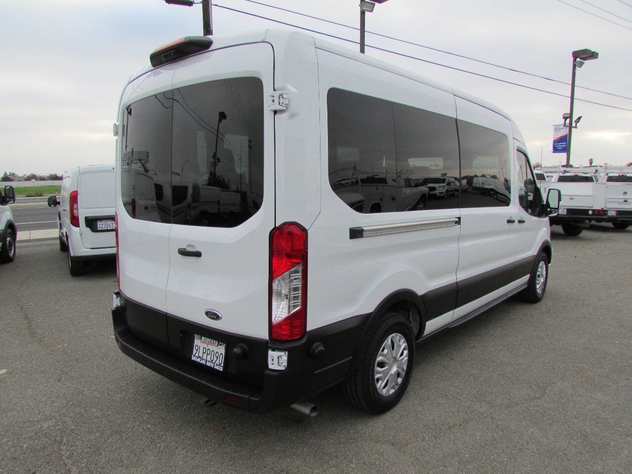 2024 Ford Transit Passenger Wagon 350 XLT 3dr LWB Medium Roof Passenger Van