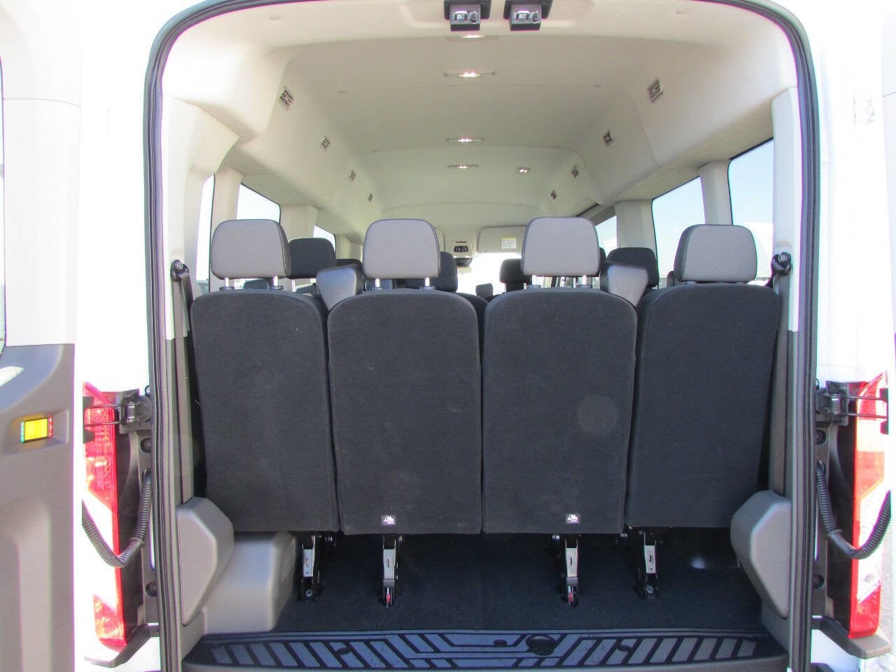 2024 Ford Transit Passenger Wagon 350 XLT 3dr LWB Medium Roof Passenger Van