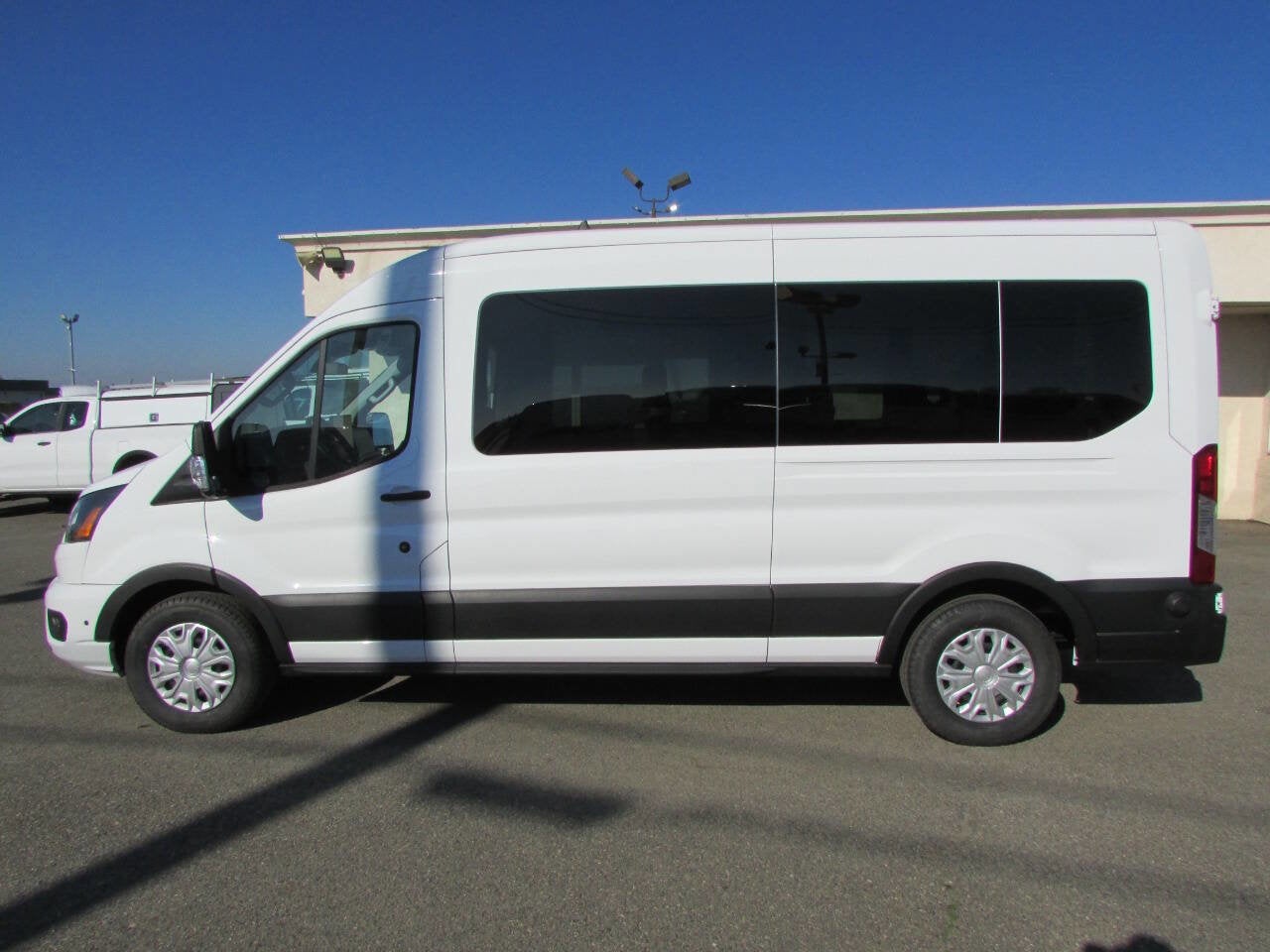 2024 Ford Transit Passenger Wagon 350 XLT 3dr LWB Medium Roof Passenger Van