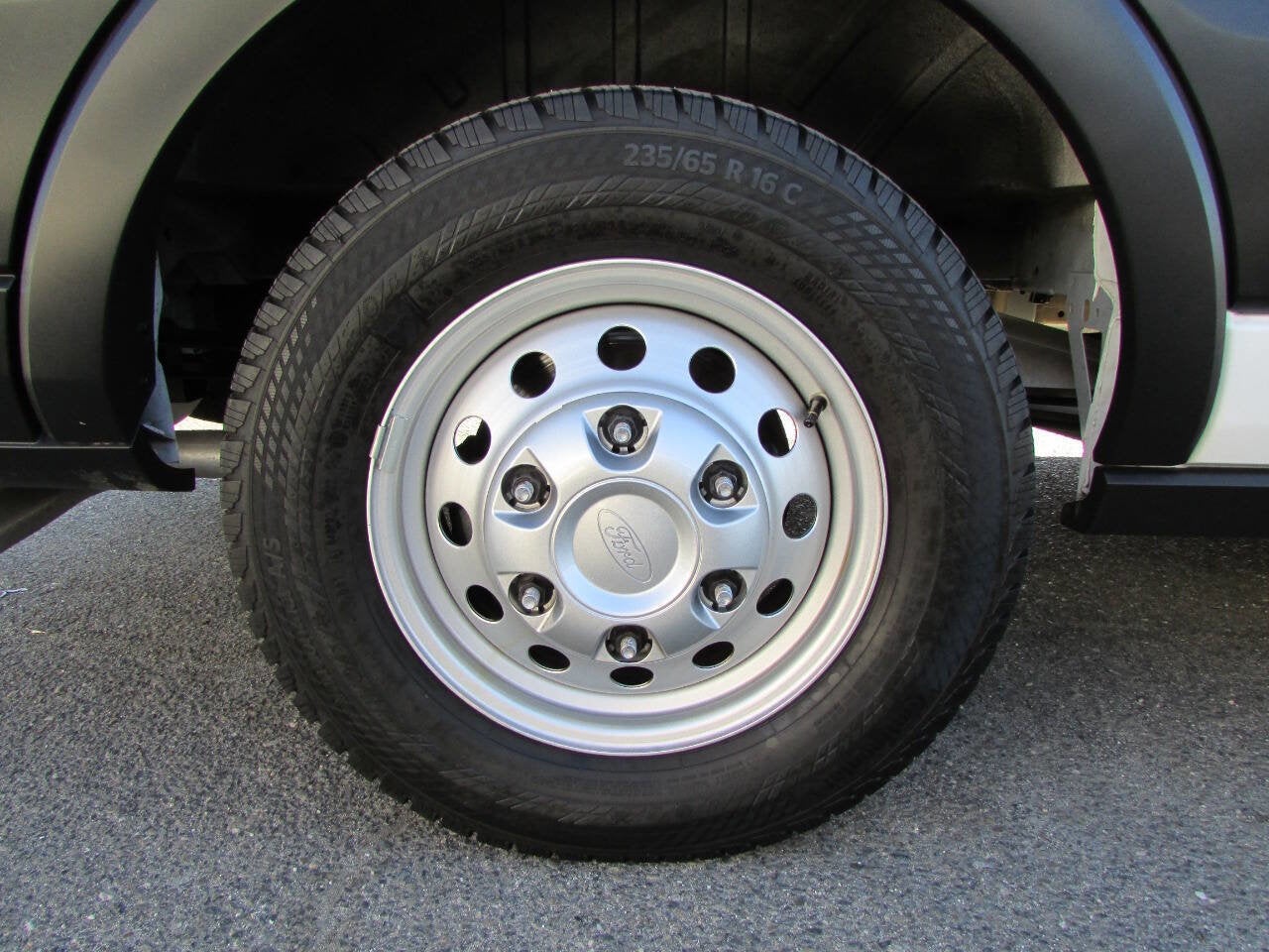 2023 Ford Transit Passenger Wagon 350 XLT AWD 3dr LWB Medium Roof Passenger Van