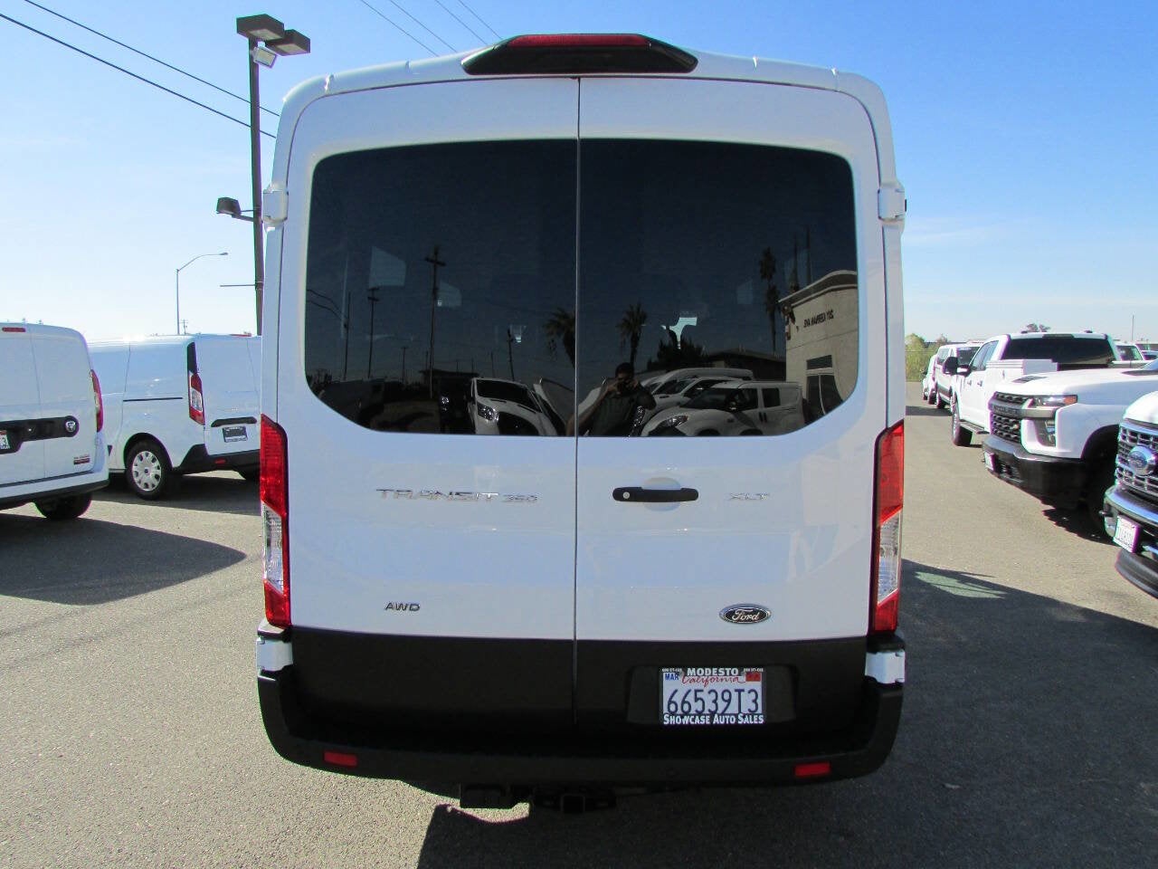 2023 Ford Transit Passenger Wagon 350 XLT AWD 3dr LWB Medium Roof Passenger Van