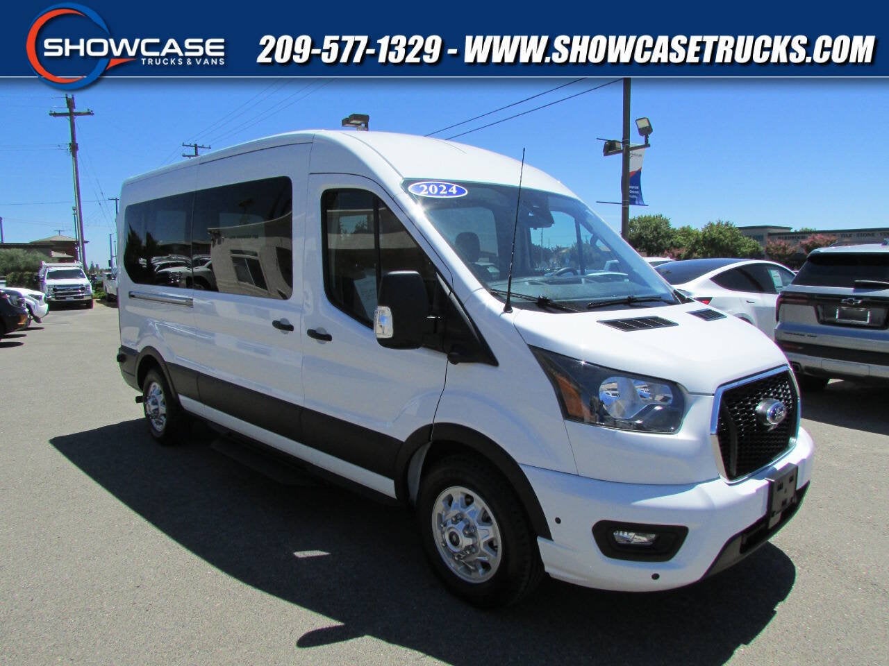 2024 Ford Transit Passenger Wagon 350 XLT AWD 3dr LWB Medium Roof Passenger Van