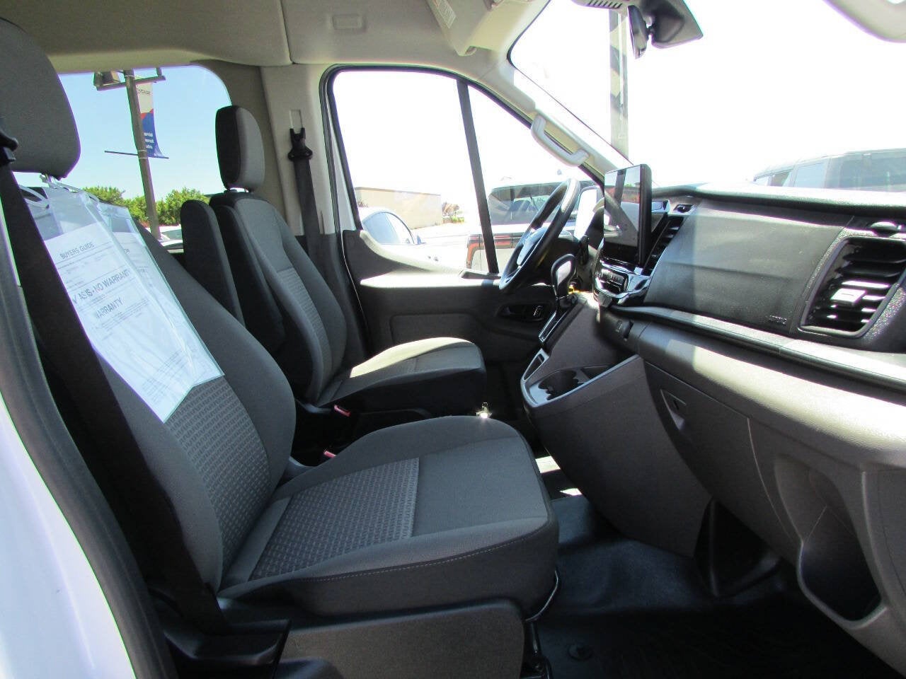 2024 Ford Transit Passenger Wagon 350 XLT AWD 3dr LWB Medium Roof Passenger Van