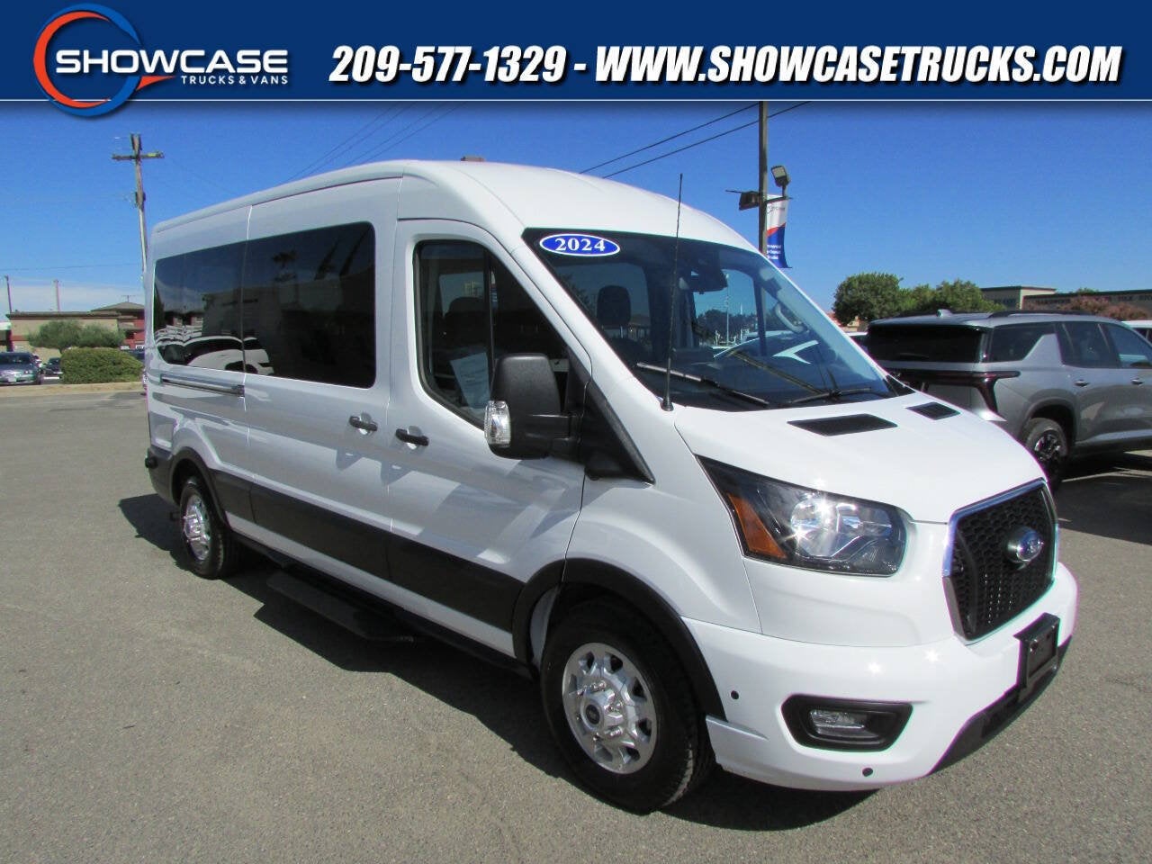 2024 Ford Transit Passenger Wagon 350 XLT AWD 3dr LWB Medium Roof Passenger Van