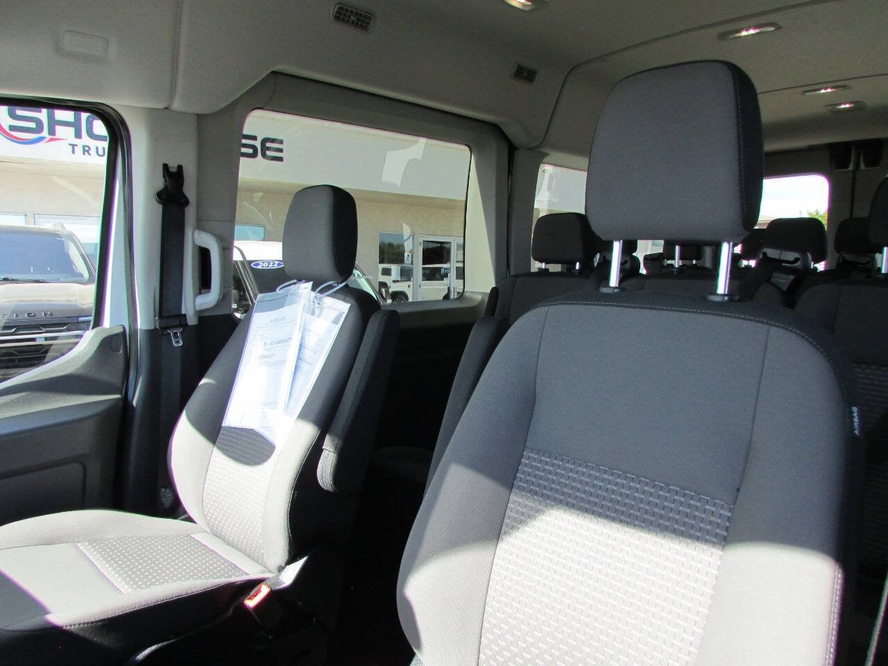 2024 Ford Transit Passenger Wagon 350 XLT AWD 3dr LWB Medium Roof Passenger Van