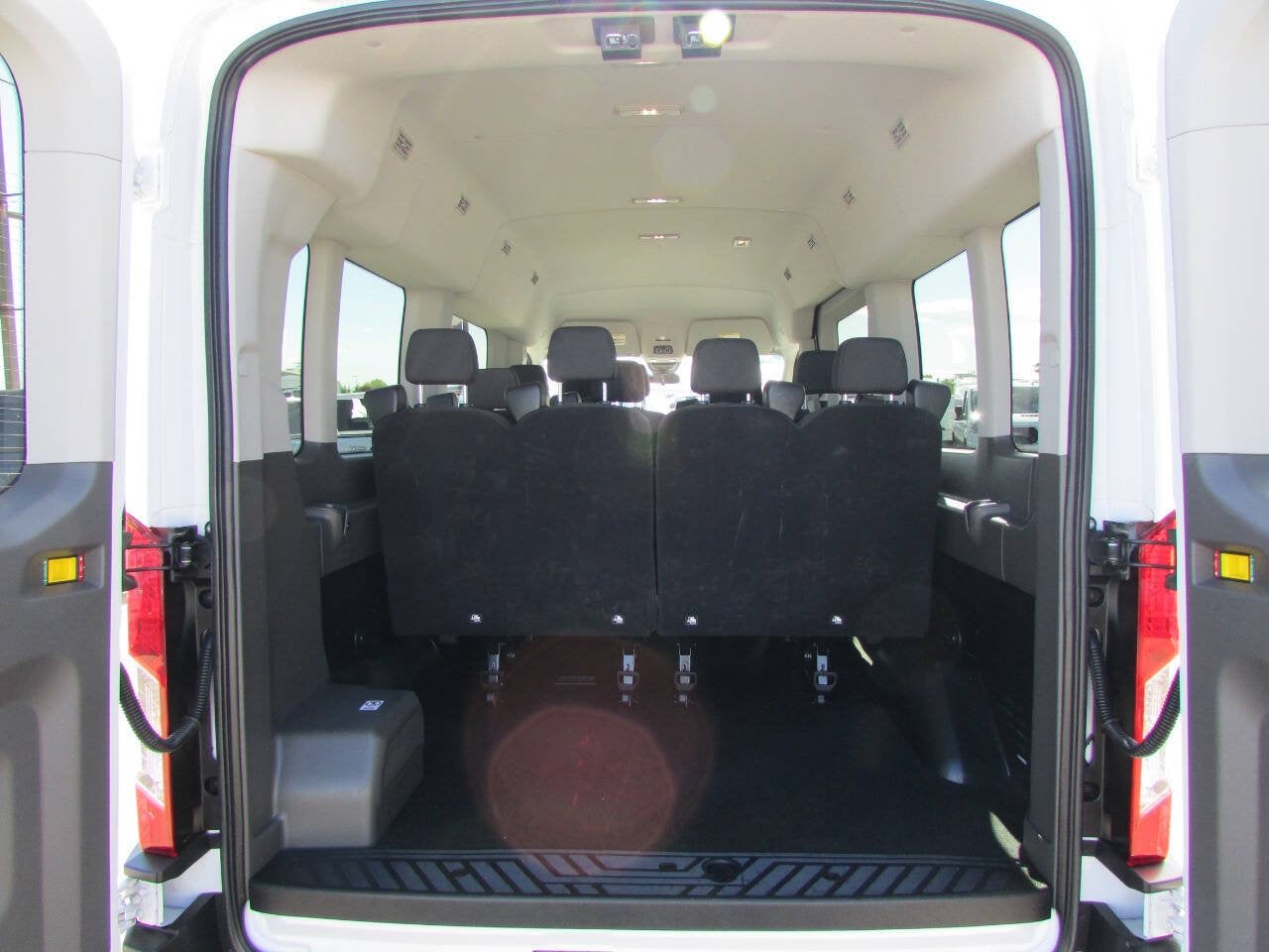 2024 Ford Transit Passenger Wagon 350 XLT AWD 3dr LWB Medium Roof Passenger Van