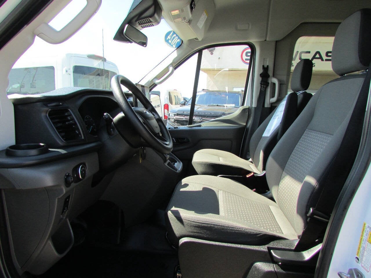 2024 Ford Transit Passenger Wagon 350 XLT AWD 3dr LWB Medium Roof Passenger Van