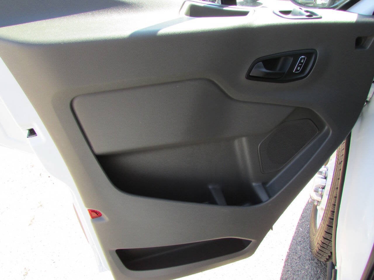 2024 Ford Transit Passenger Wagon 350 XLT AWD 3dr LWB Medium Roof Passenger Van