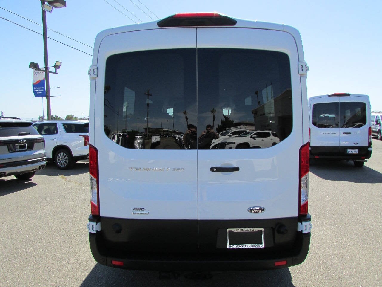 2024 Ford Transit Passenger Wagon 350 XLT AWD 3dr LWB Medium Roof Passenger Van