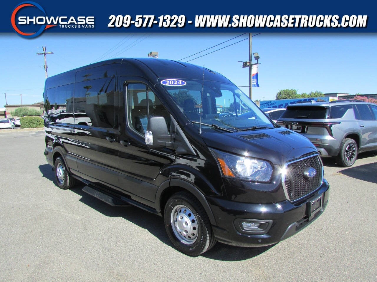 2024 Ford Transit Passenger Wagon 350 XLT AWD 3dr LWB Medium Roof Passenger Van