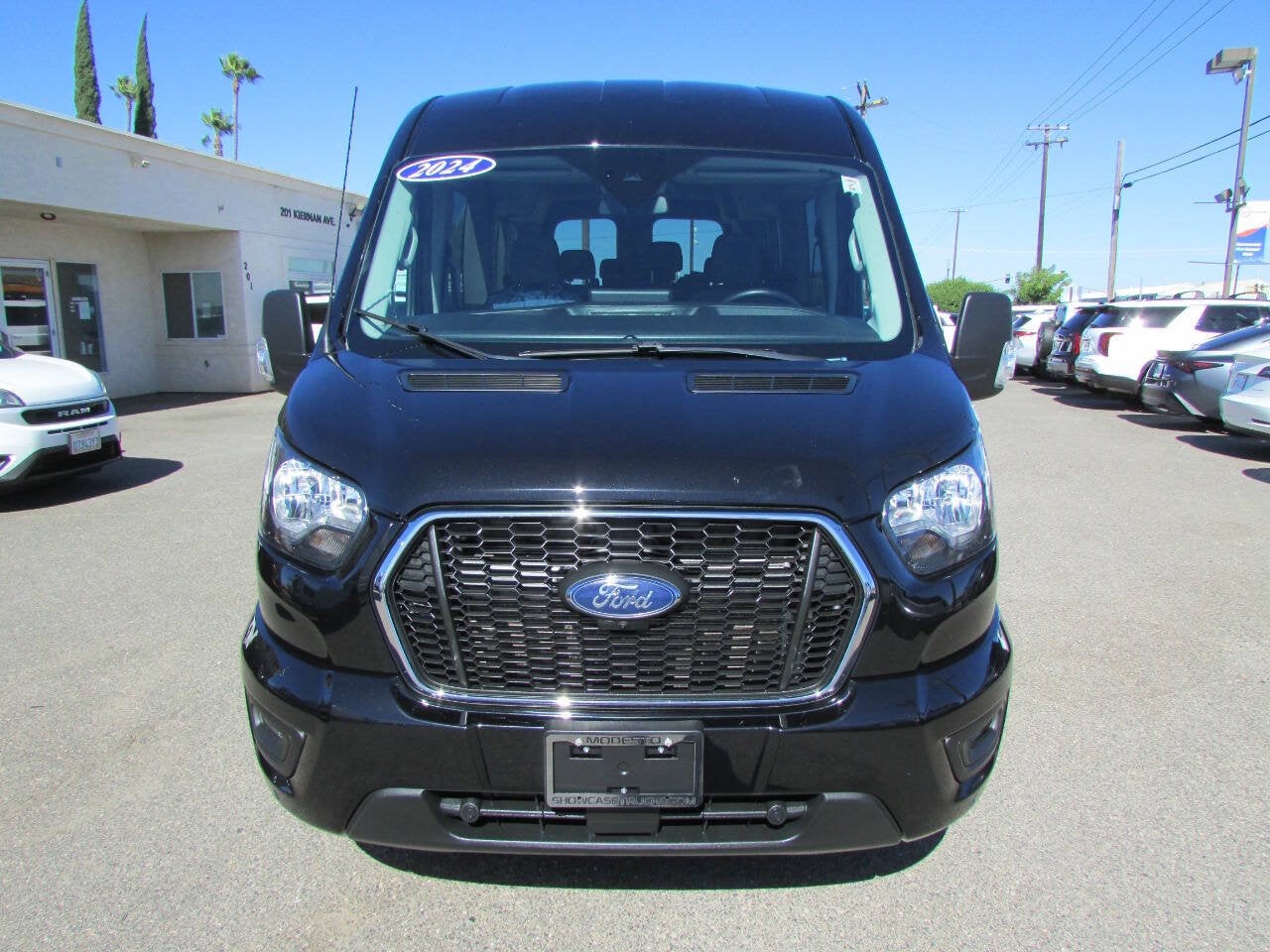 2024 Ford Transit Passenger Wagon 350 XLT AWD 3dr LWB Medium Roof Passenger Van
