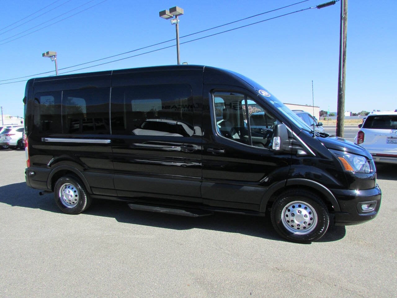 2024 Ford Transit Passenger Wagon 350 XLT AWD 3dr LWB Medium Roof Passenger Van