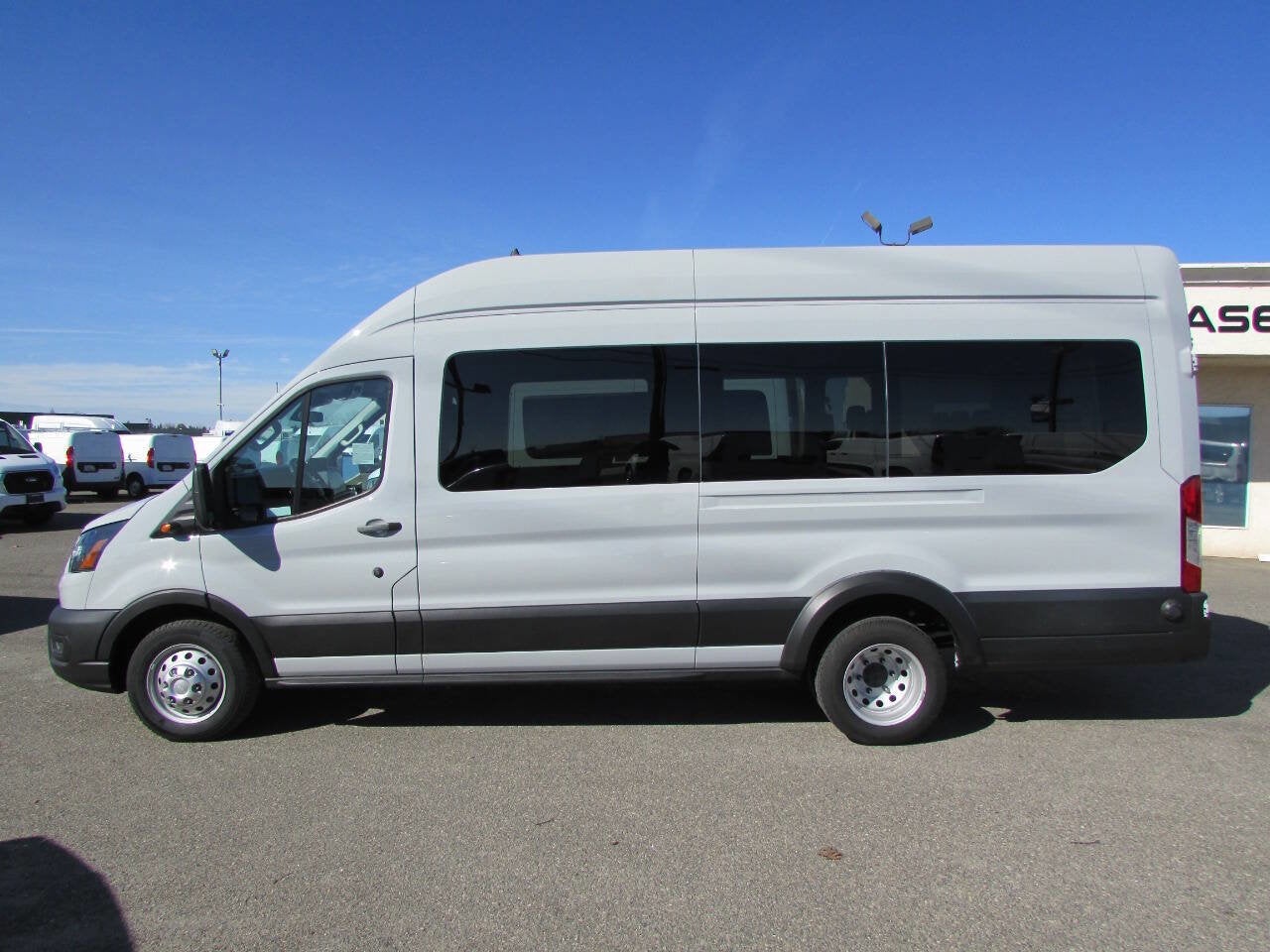 2024 Ford Transit Passenger Wagon 350 HD XL 3dr LWB High Roof DRW Extended Passenger Van