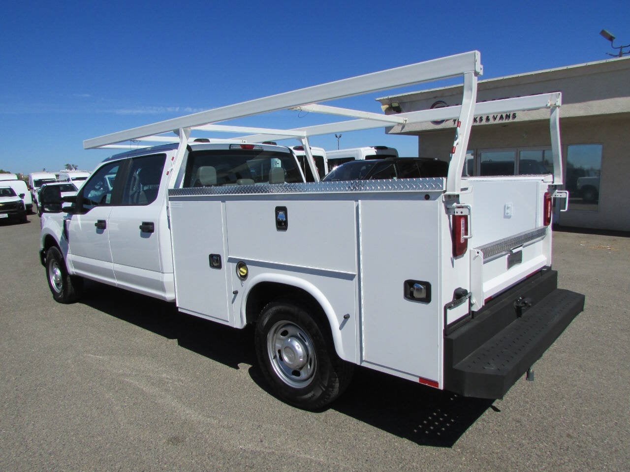 2022 Ford Super Duty F-250 SRW XL 4x2 4dr Crew Cab 8 ft. LB Pickup