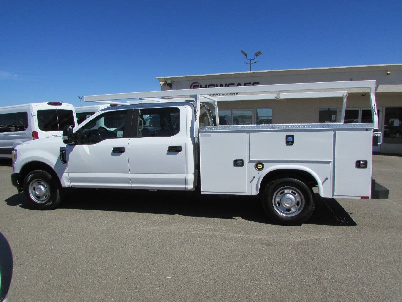 2022 Ford Super Duty F-250 SRW XL 4x2 4dr Crew Cab 8 ft. LB Pickup