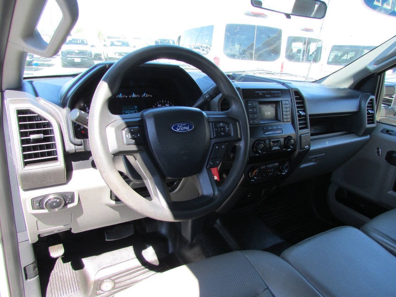 2022 Ford Super Duty F-250 SRW XL 4x2 4dr Crew Cab 8 ft. LB Pickup