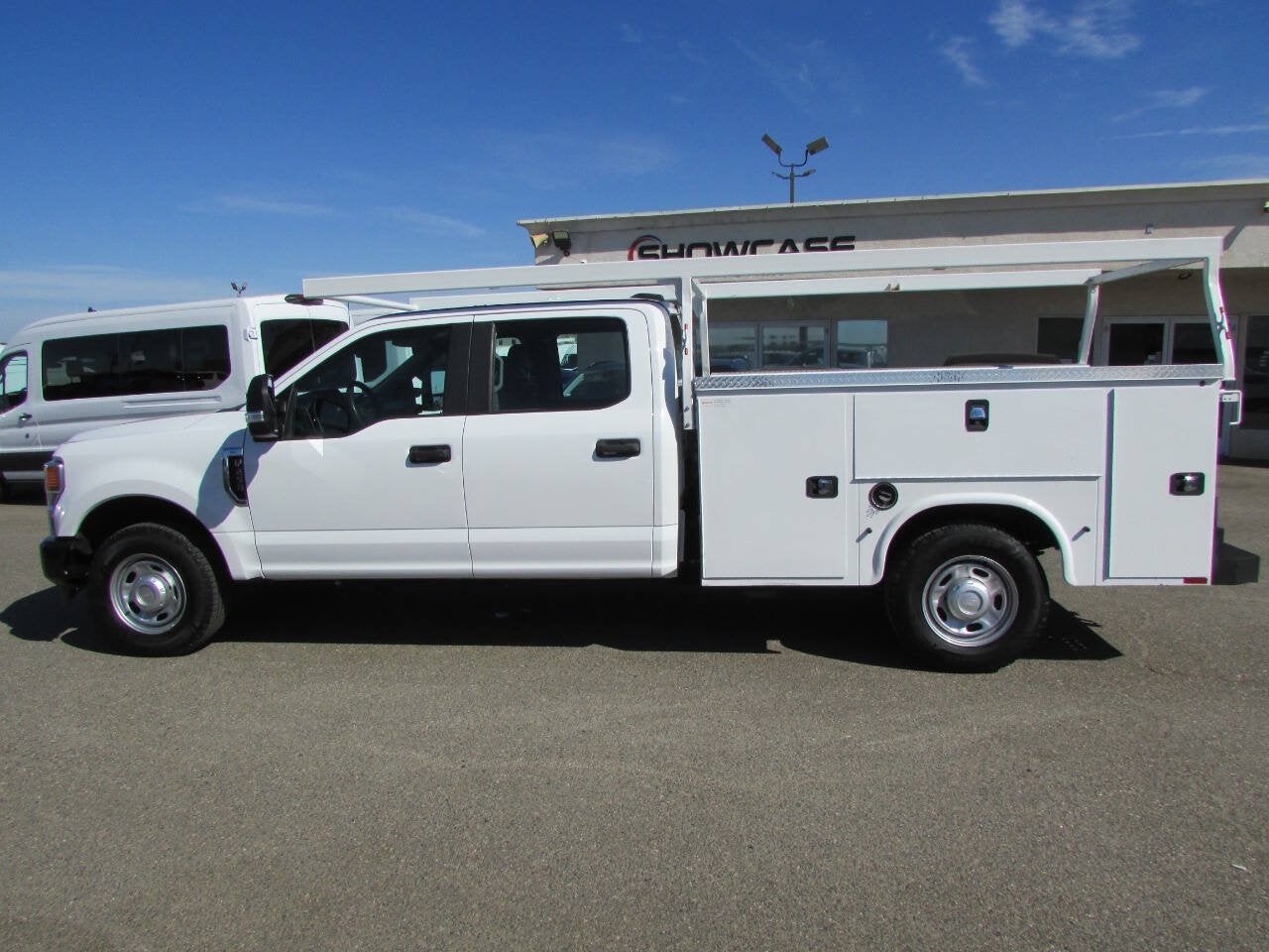 2022 Ford Super Duty F-250 SRW 4X2 4dr Crew Cab 159.8 176.0 in. WB