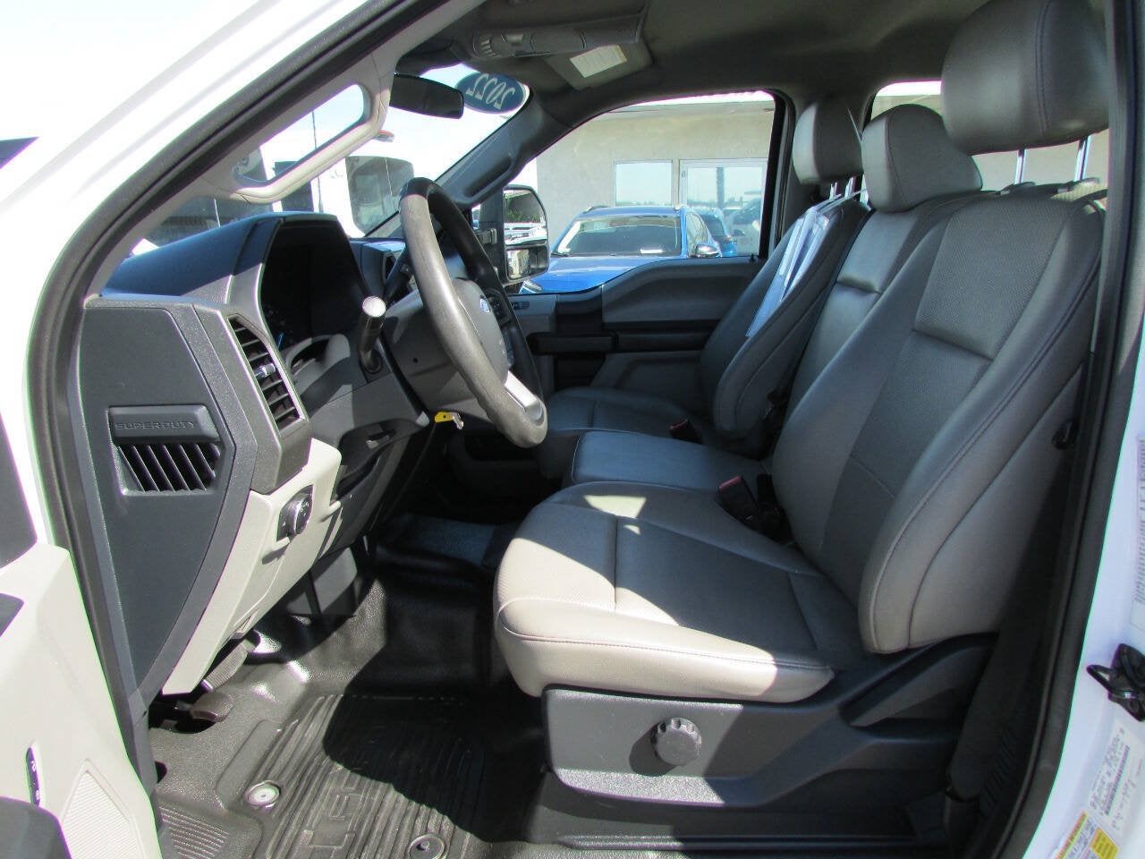 2022 Ford Super Duty F-250 SRW 4X2 4dr Crew Cab 159.8 176.0 in. WB