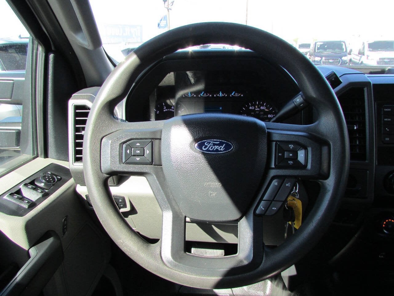 2022 Ford Super Duty F-250 SRW 4X2 4dr Crew Cab 159.8 176.0 in. WB