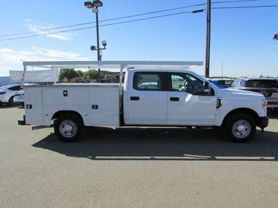 2022 Ford Super Duty F-250 SRW 4X2 4dr Crew Cab 159.8 176.0 in. WB