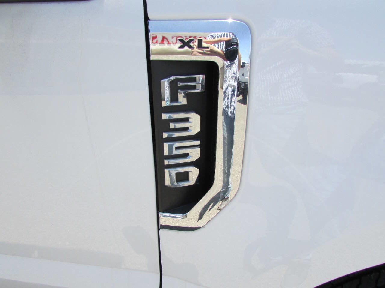 2022 Ford Super Duty F-350 SRW XL 4x2 4dr SuperCab 8 ft. LB SRW Pickup