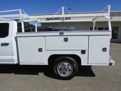 2023 Ford Super Duty F-350 SRW XL 4x2 4dr Crew Cab 179 in. WB SRW Chassis