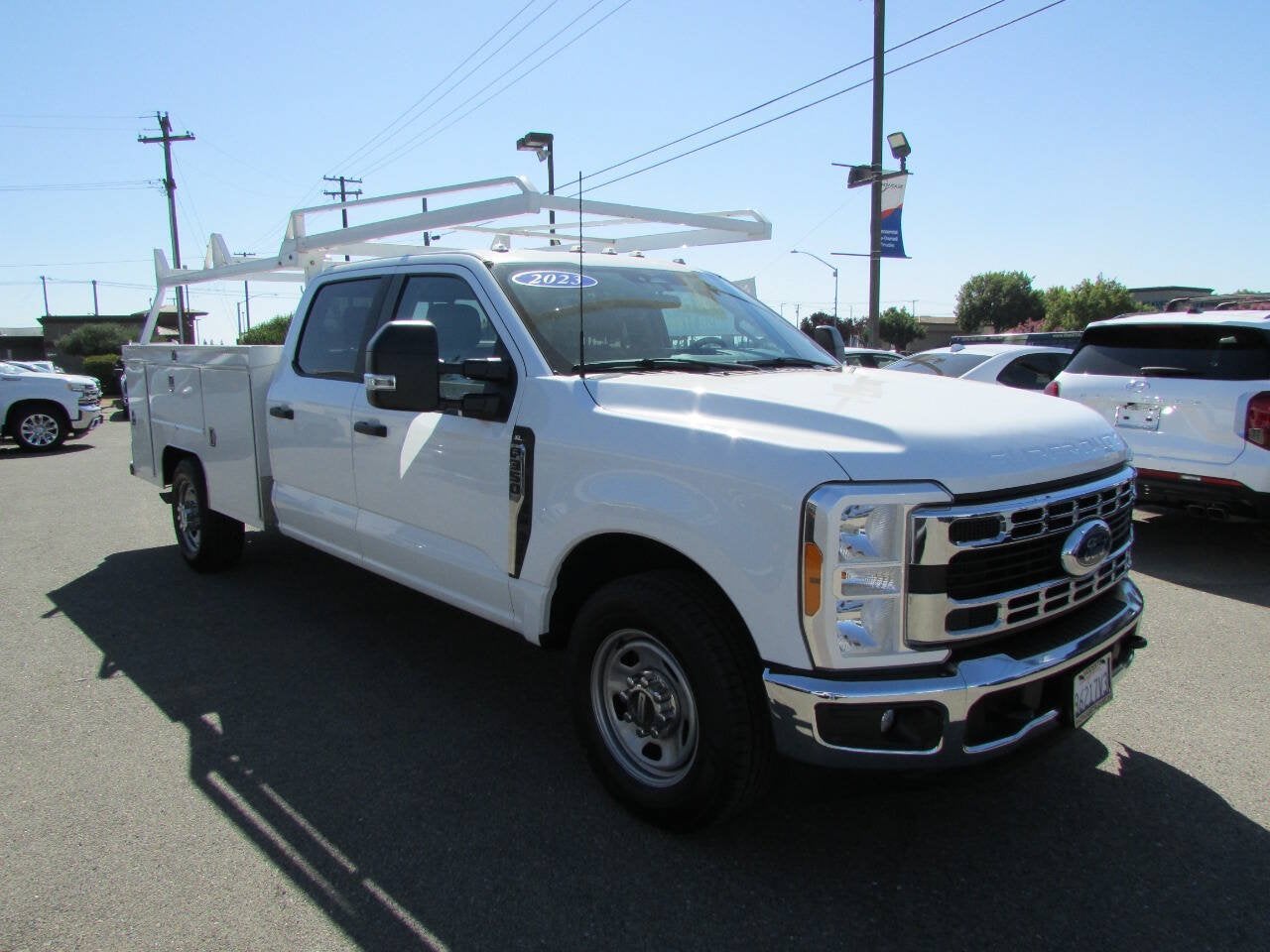 2023 Ford Super Duty F-350 SRW XL 4x2 4dr Crew Cab 179 in. WB SRW Chassis