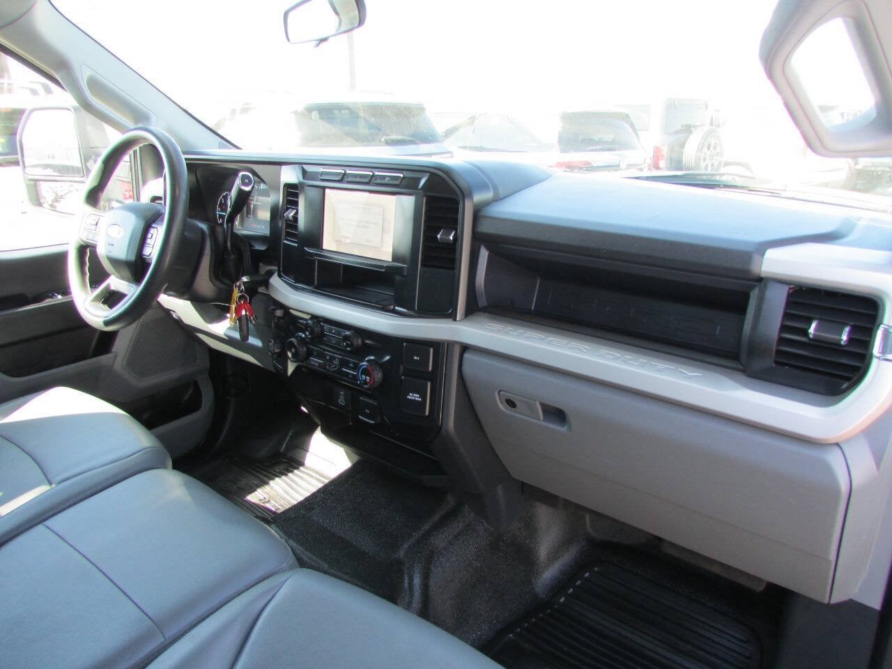 2023 Ford Super Duty F-350 SRW XL 4x2 4dr Crew Cab 179 in. WB SRW Chassis