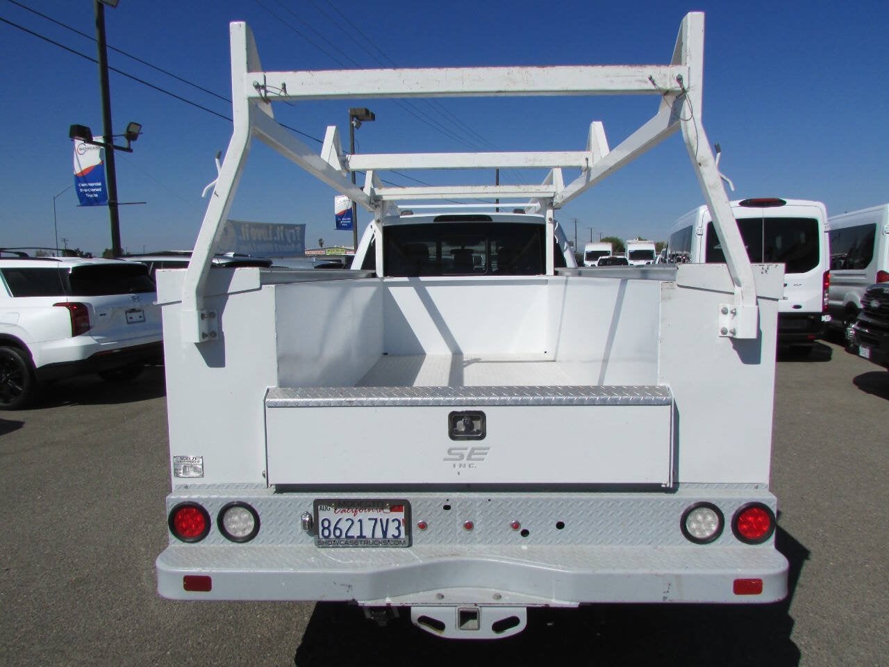 2023 Ford Super Duty F-350 SRW XL 4x2 4dr Crew Cab 179 in. WB SRW Chassis