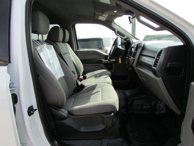 2022 Ford Super Duty F-350 SRW XLT 4x4 4dr Crew Cab 179 in. WB SRW Chassis