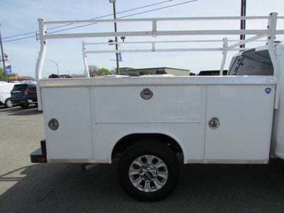 2022 Ford Super Duty F-350 SRW XLT 4x4 4dr Crew Cab 179 in. WB SRW Chassis