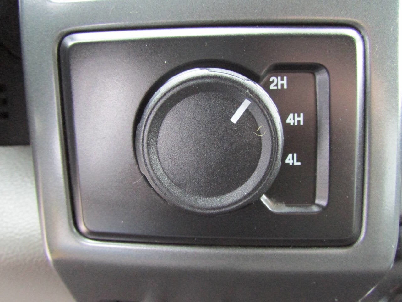 2021 Ford Super Duty F-350 SRW XLT 4x4 4dr Crew Cab 179 in. WB SRW Chassis