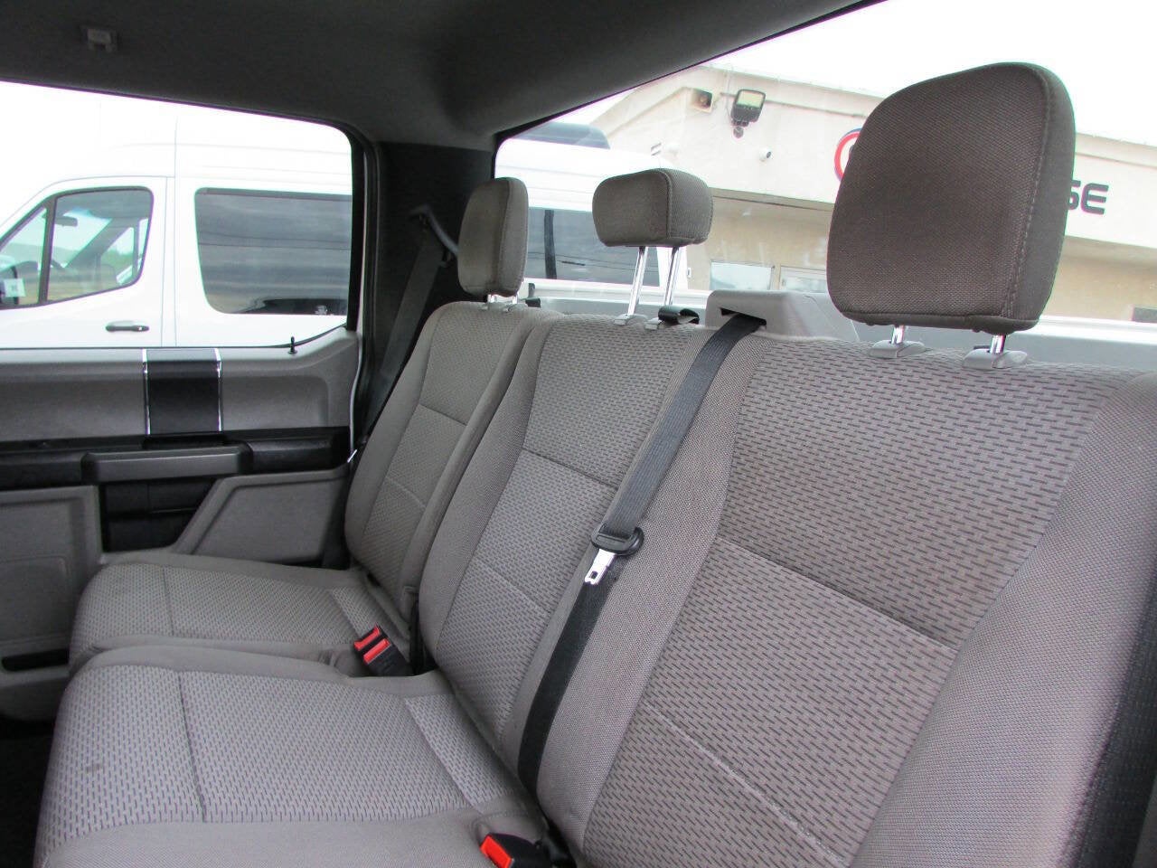 2021 Ford Super Duty F-350 SRW XLT 4x4 4dr Crew Cab 179 in. WB SRW Chassis