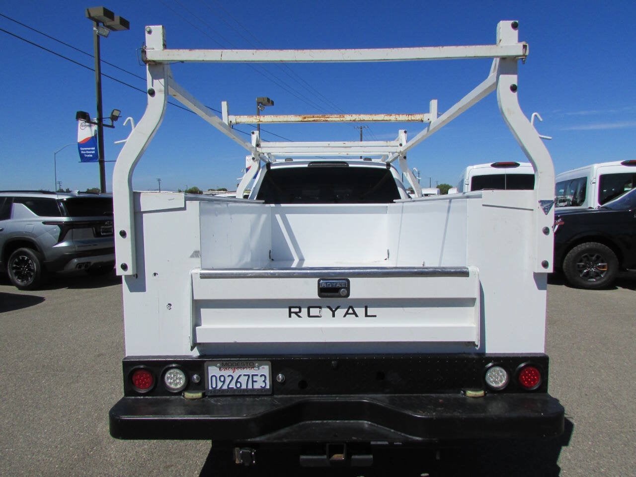 2021 Ford Super Duty F-350 SRW XLT 4x4 4dr Crew Cab 179 in. WB SRW Chassis