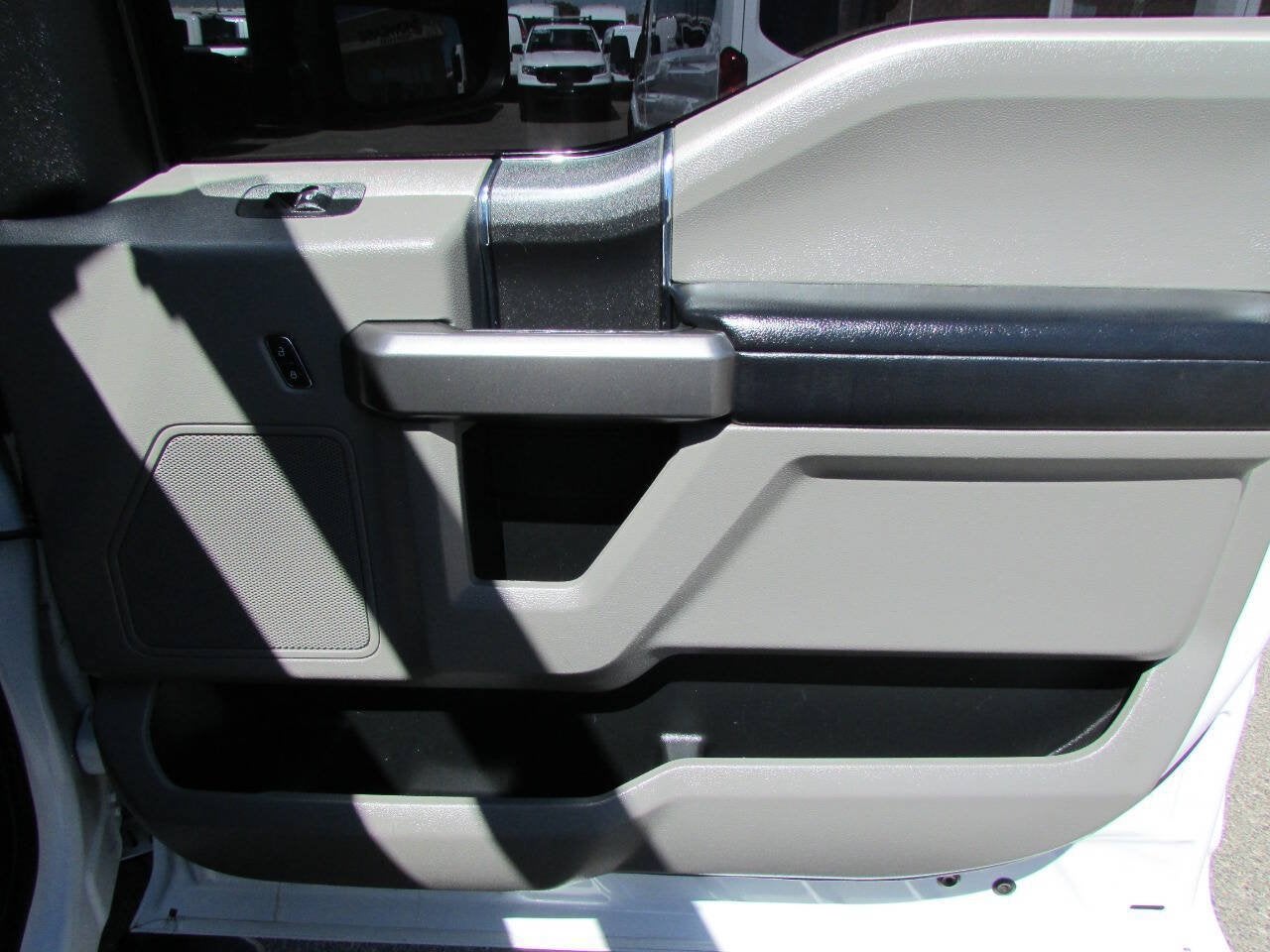 2021 Ford Super Duty F-350 SRW XLT 4x4 4dr Crew Cab 179 in. WB SRW Chassis