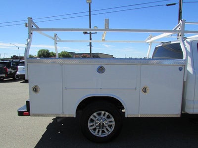 2021 Ford Super Duty F-350 SRW XLT 4x4 4dr Crew Cab 179 in. WB SRW Chassis
