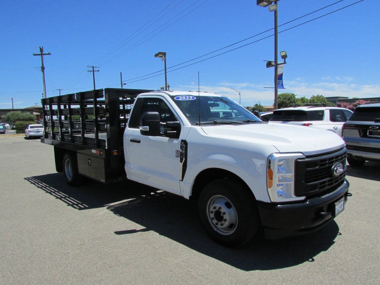 2023 Ford Super Duty F-350 DRW XL 4x2 2dr Regular Cab 169 in. WB DRW Chassis