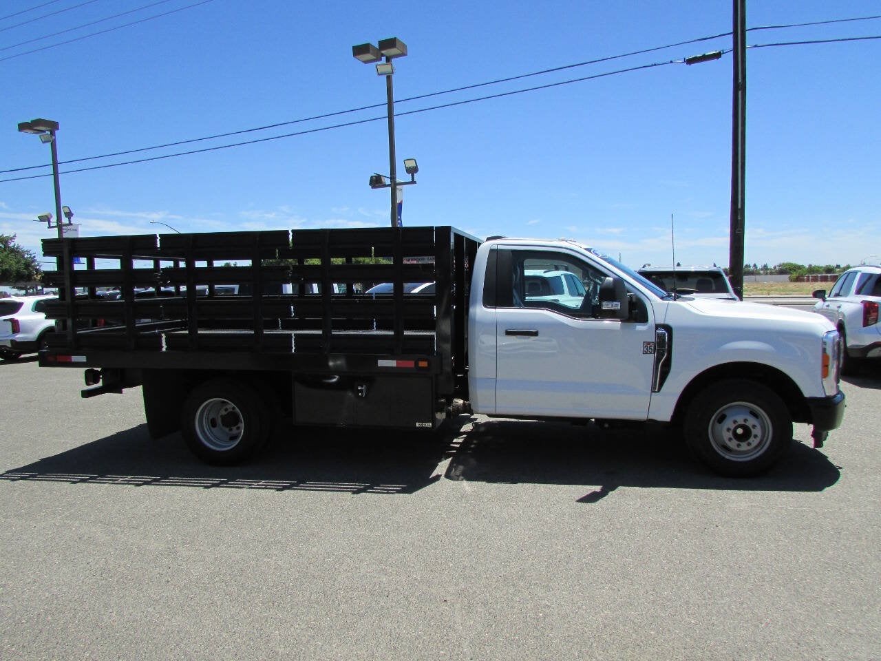 2023 Ford Super Duty F-350 DRW XL 4x2 2dr Regular Cab 169 in. WB DRW Chassis