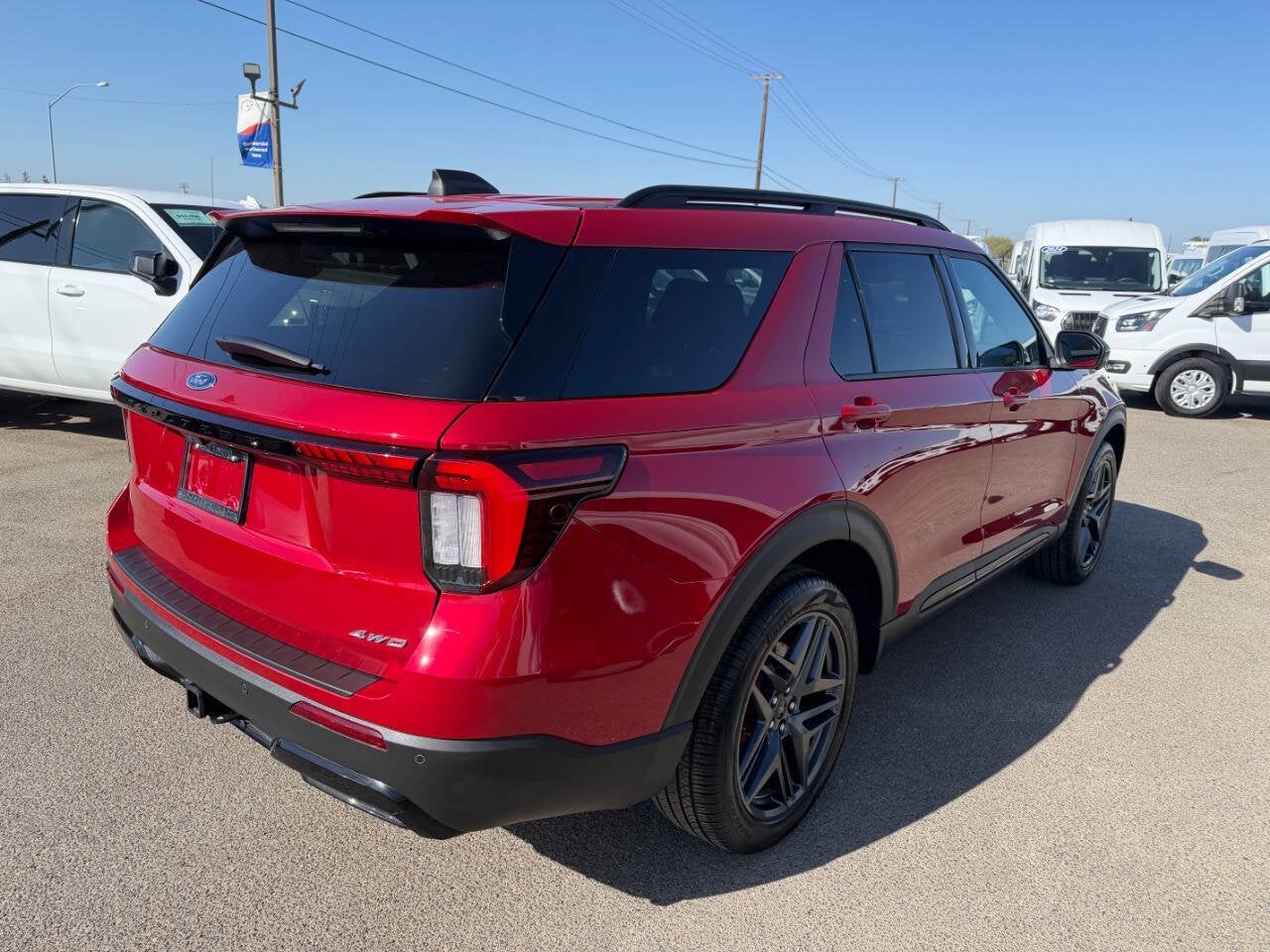 2025 Ford Explorer ST-Line