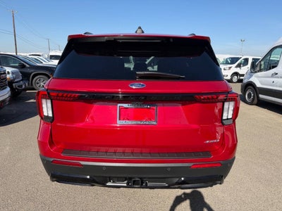 2025 Ford Explorer ST-Line