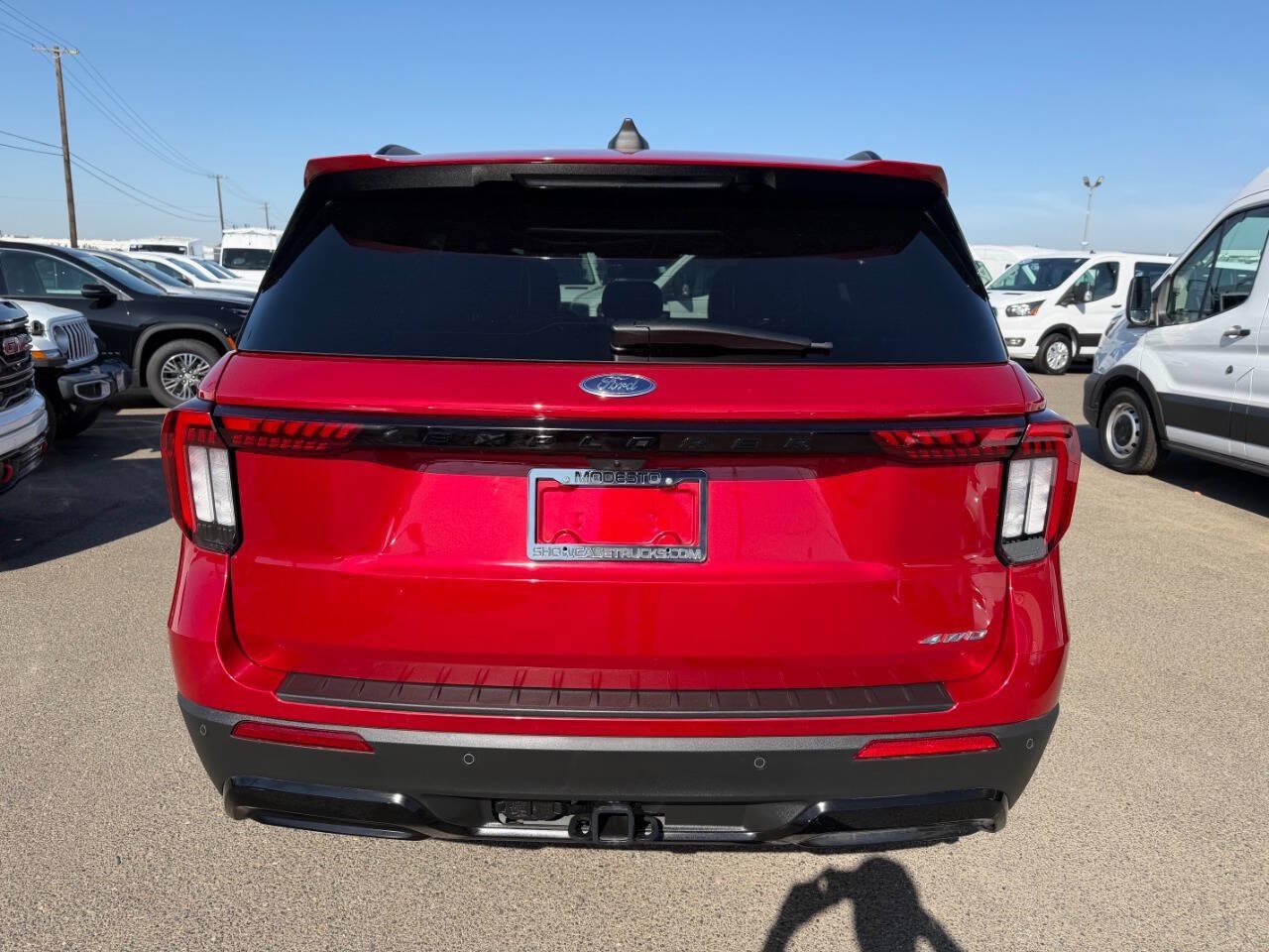 2025 Ford Explorer ST-Line