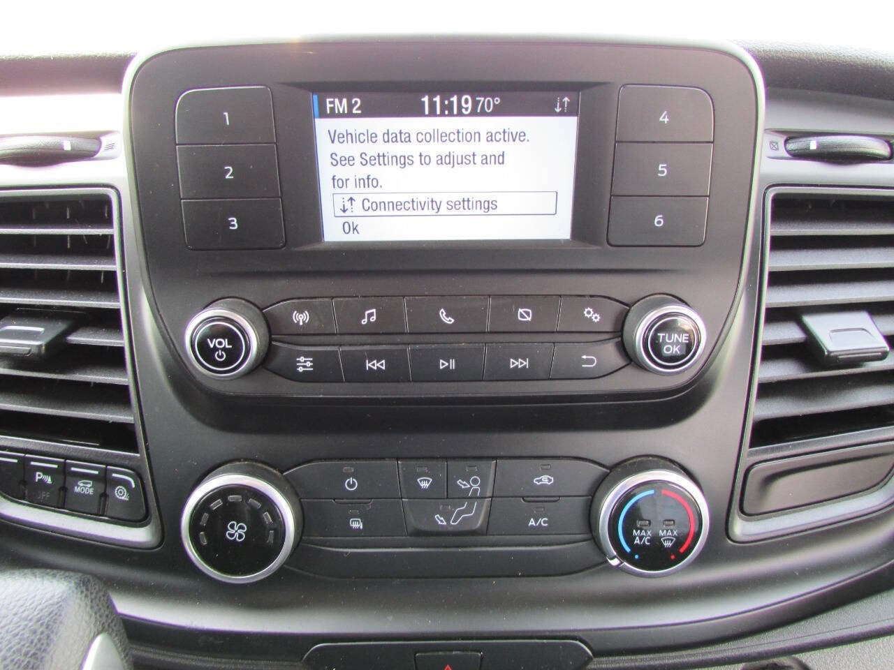 2020 Ford Transit Passenger Wagon 150 XL 3dr SWB Low Roof Passenger Van