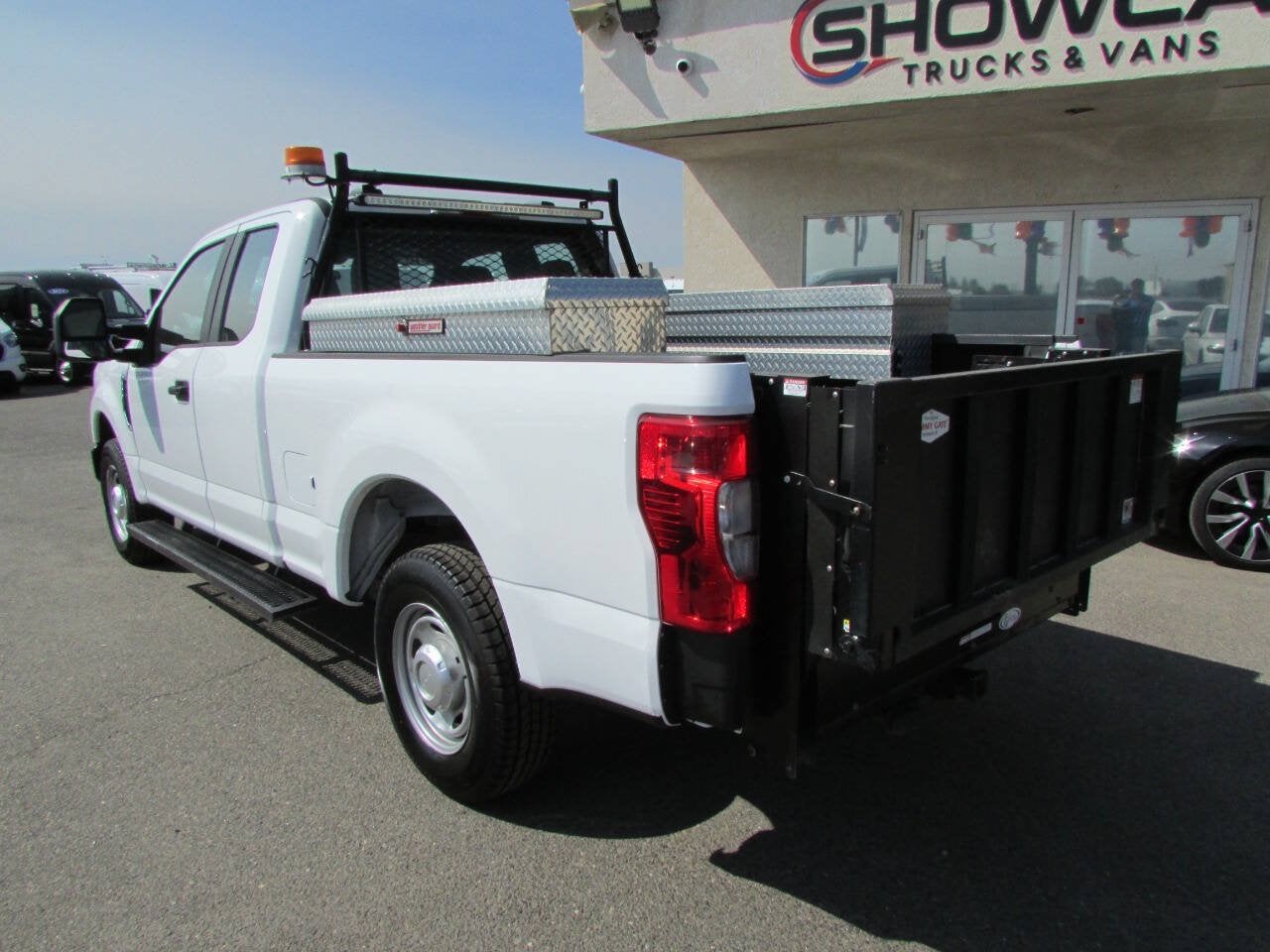 2021 Ford Super Duty F-250 SRW XL 4x2 4dr SuperCab 6.8 ft. SB Pickup